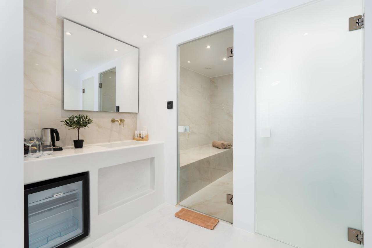 Cycladic Suites & Spa Fira  Eksteriør billede