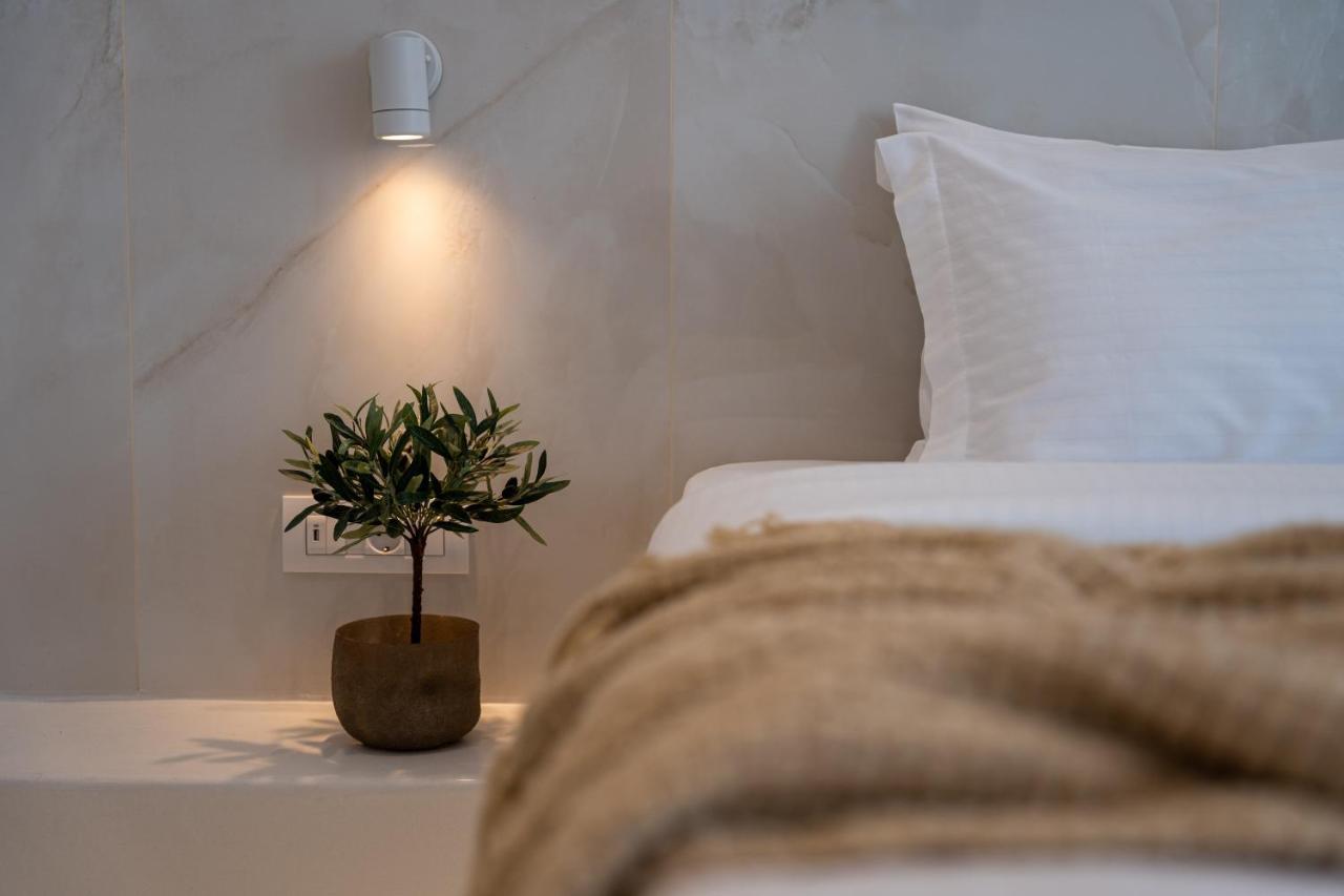 Cycladic Suites & Spa Fira  Eksteriør billede
