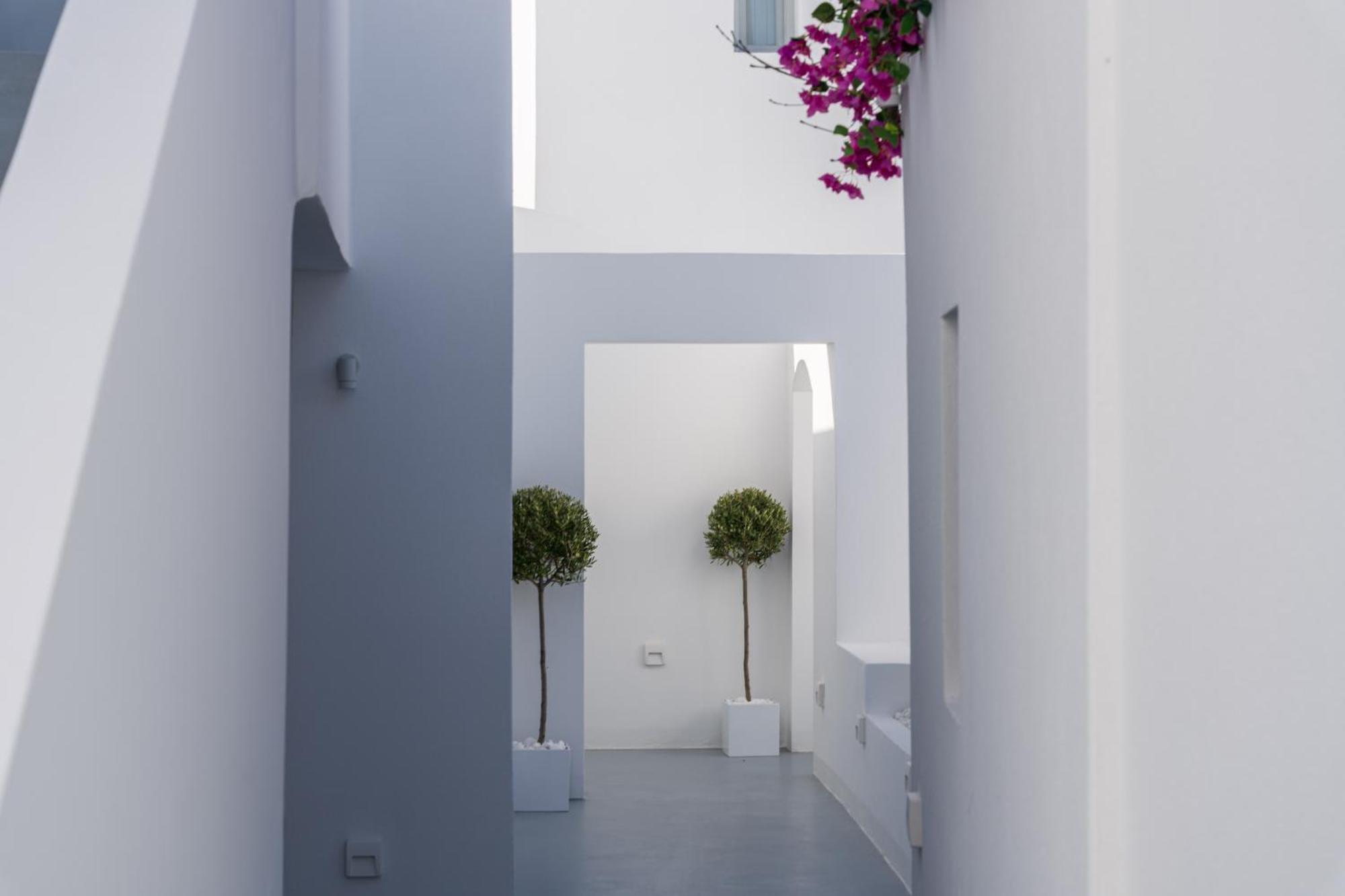 Cycladic Suites & Spa Fira  Eksteriør billede