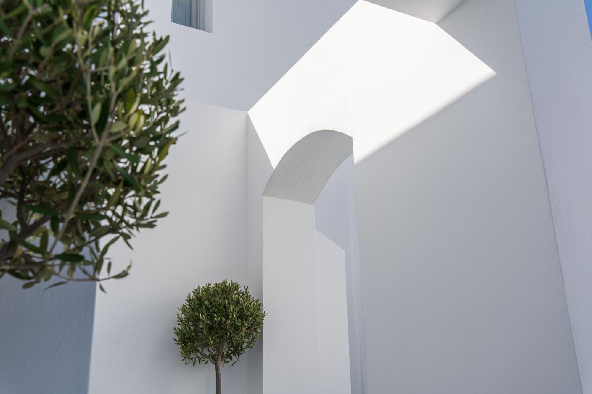 Cycladic Suites & Spa Fira  Eksteriør billede