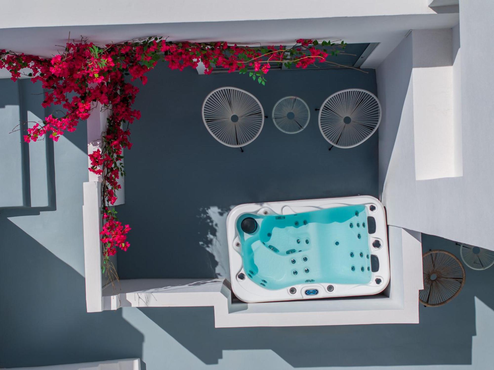 Cycladic Suites & Spa Fira  Eksteriør billede