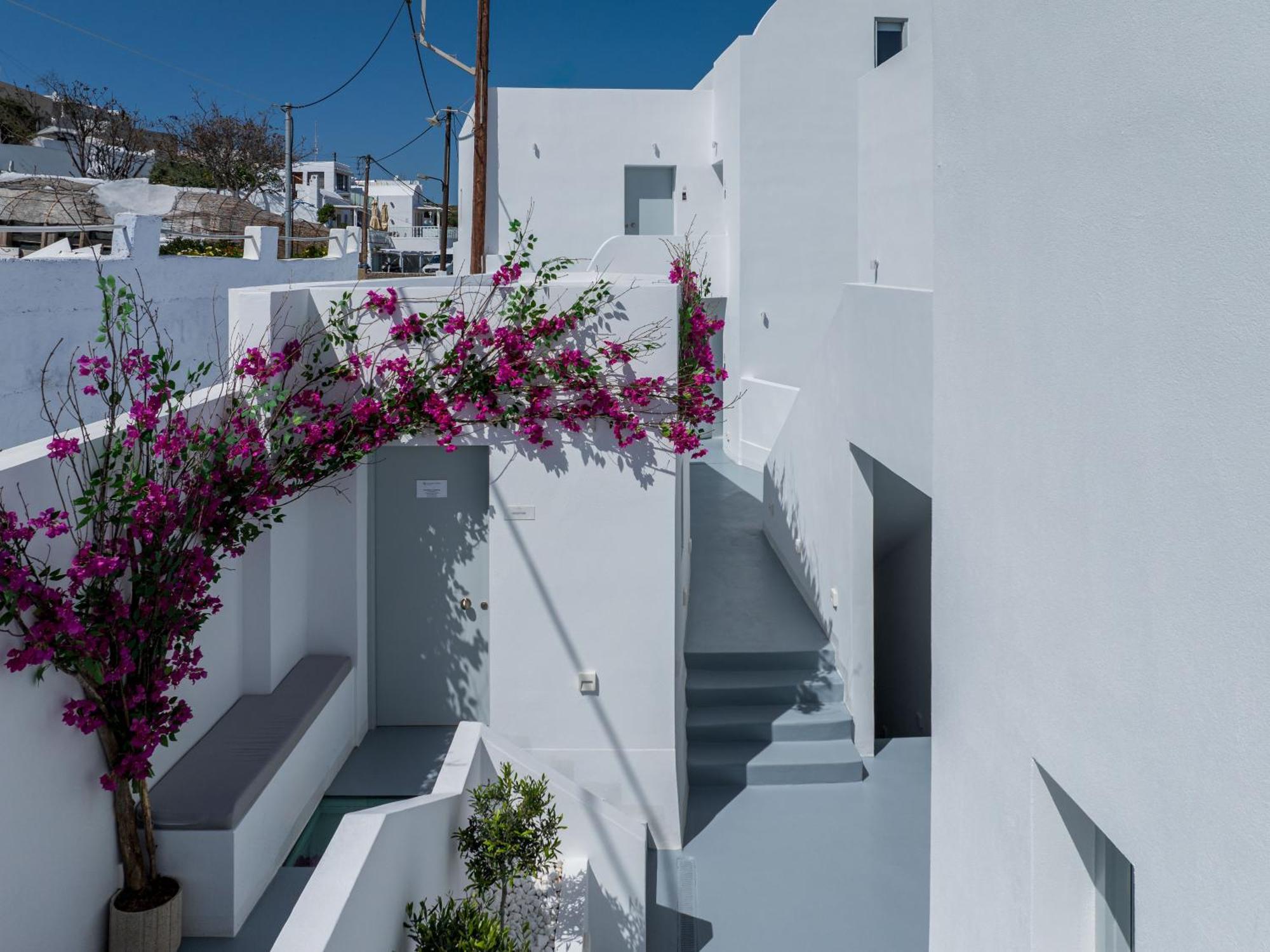 Cycladic Suites & Spa Fira  Eksteriør billede